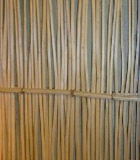 The walls were made from hemp
stalks mixed with mud.